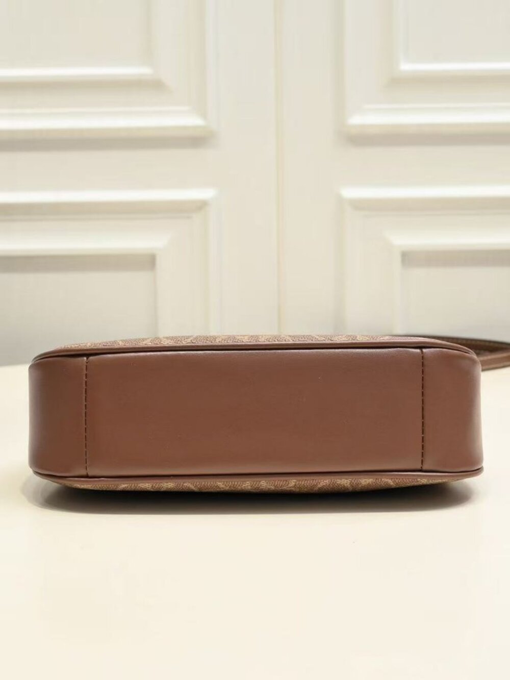 Coach Teri Shoulder Bag (CV933) - Picture 4 of 8